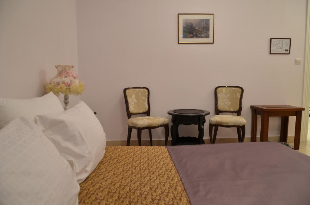 Garni Hotel Helvetia Belgrade Room photo